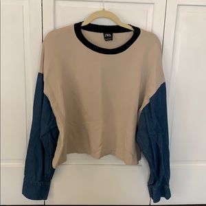 Contrasting Oversized Sweatshirt